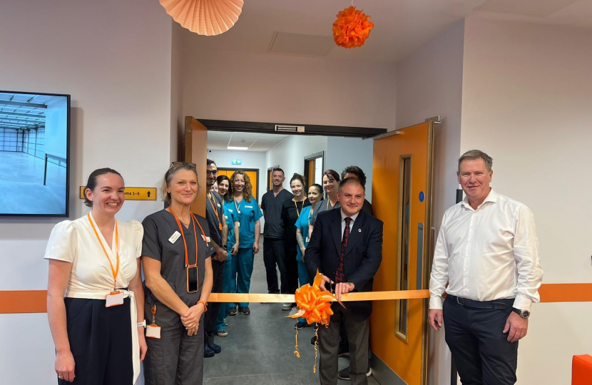 Jack Cuts Ribbon and Officially Opens Bristol Vert Specialists' New Animal Hospital